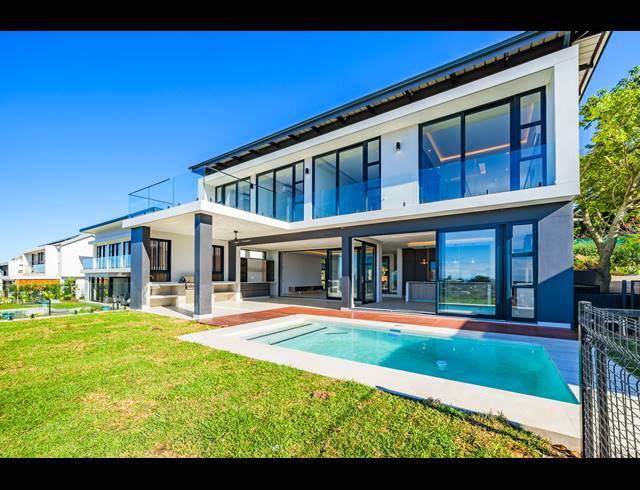 5 BEDROOM HOUSE FOR SALE IN ZULULAMI LUXURY COASTAL ESTATE